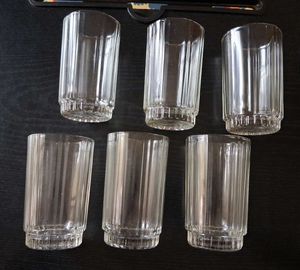 Set of 6 Elegant Drinking Glasses