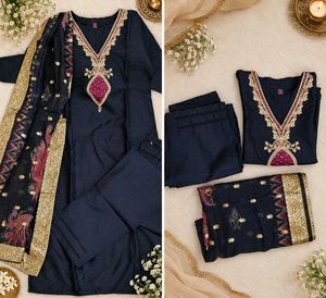 royal navy blue suit 💙