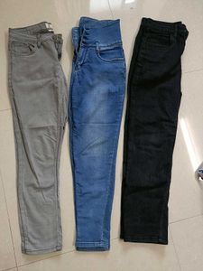 3 Pairs of Women's Jeans