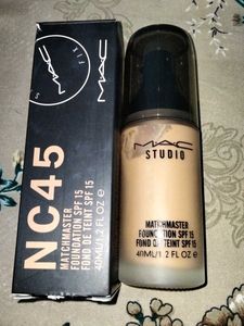 MAC Matchmaster Foundation SPF 15