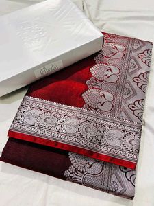 Elegant satin silk plane saree with rich pallu