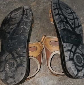 Boys Sandals - Size 4