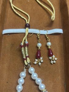 Elegant Pearl and Maroon sujni Necklace Set