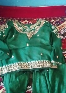 Elegant Green Kurta Set with Embroidery