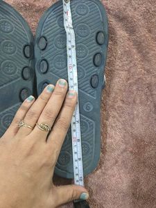 Cute Button Detail Flip Flops