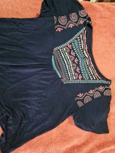 CUTE BOHO DETAILED TOP🐰