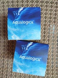 2 Aqualogica Glow+ Mousse Night Gel