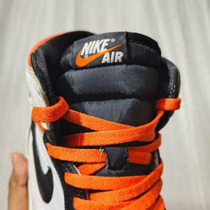 Air Jordan 1 High OG White Orange