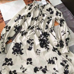 savana a line midi dress flounce sleeves