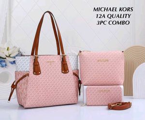Micheal kors handbags Combo