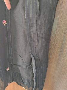 Amydus Black Embroidered Plus Size Kurti