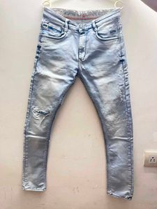 Men's Premium Light Wash Ripped Jeans