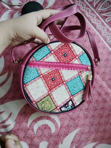 19.Stylish Round Bohemian Sling Bag