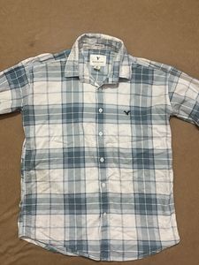 American Eagle Plaid Button-Up Shirt