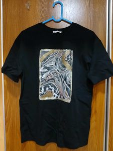 Unique Black Graphic T-Shirt