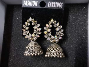 Fashionable Jhumka Earrings