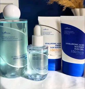 Isntree Hyaluronic Acid Skincare Set