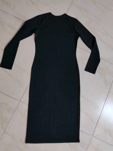 Classic Black Long Sleeve Midi Dress