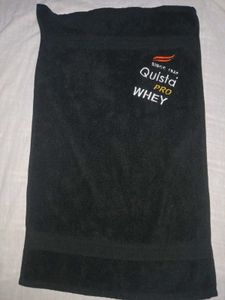 Quista Pro Whey Black new gym towel. never used