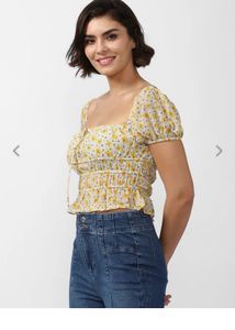 Forever 21 Chic Floral Smocked Puff Sleeve Top