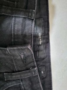 Vero Moda Ripped Jeans