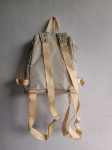 Small backpack for girls