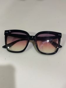 Chic Oversized Square Sunglasses