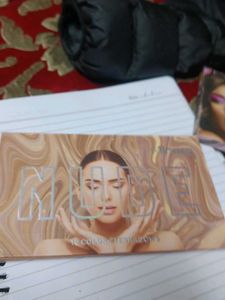 Minara Nude Eyeshadow Palette