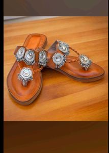 2 jodi Sandals Camel leather Handmade ghungroo