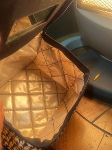 Portable Ligtweight Pouch With Mirror