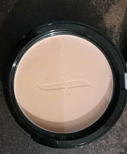 Faces Canada Compact