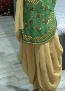 Girls' Ethnic Kurta Set