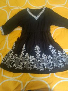 Embroidered Black Kurta