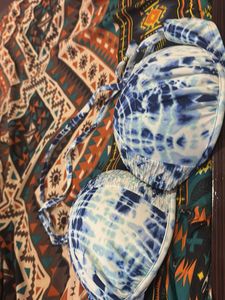 Stylish Blue &amp; White Tie-Dye Bikini Top