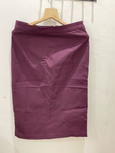 Stylish Zipper Back Pencil Skirt