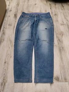 Ma5458 Cantabil jeans waist 32 inches