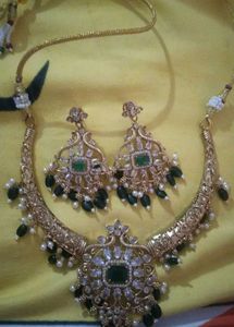 Kanti Necklace Set