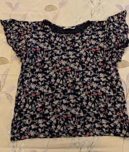 Vintage Blue floral top