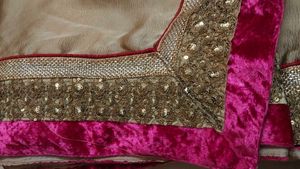 Elegant Ethnic Saree &amp; Blouse Set
