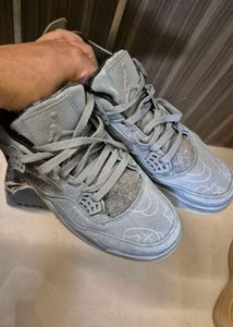 Nike Air jordan 4 "KAWS"