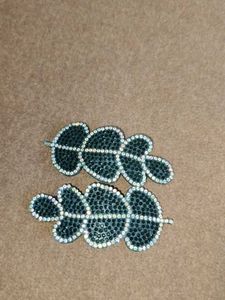 Sparkling Leaf Hair Clips (Set of 2)
