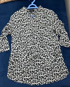 Leopard print top