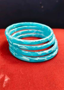 Set of 5 Blue & White Patterned Bangles