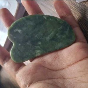 69.Facial Roller and Gua Sha Set