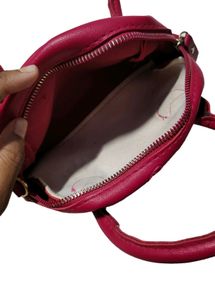 Pink Purse 👜🙋 Price Dropped