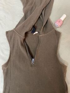 Hooded H&amp;M Sleeveless Top