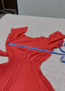 Elegant Red Pleated Maxi Dress