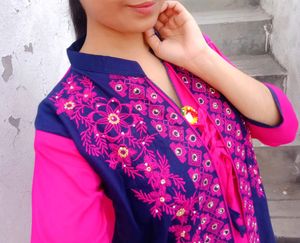 Beautiful Embroidered Kurti
