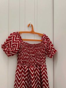 Chic Red &amp; White Chevron Maxi Dress