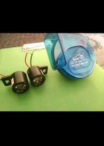 2x LED Lights & Horn Set